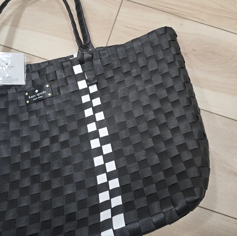 Kate Spade-Black+White Basket Weave-Woven Tote Beach Bag/Shopping/Travel